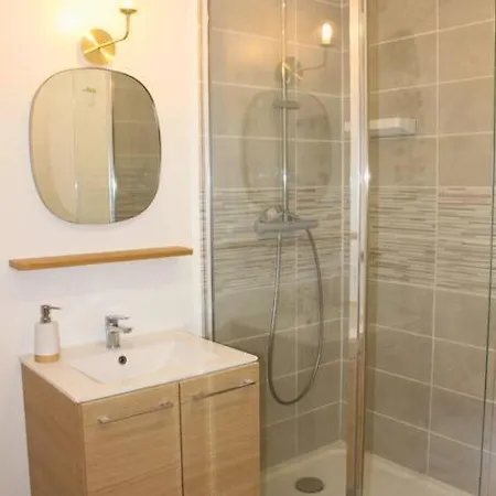 Apptartement Neuf - Situation Ideale - Balneo - Parking Apartment *